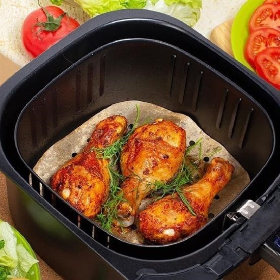 Sepet Bizde 100 Adet Air Fryer Pişirme Kağıdı Tek Kullanımlık Hava Fritöz Yapışmaz Yağlı Kağıt Delikli  Model