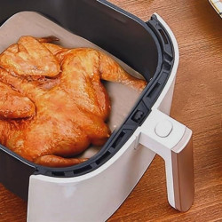 Sepet Bizde 100 Adet Air Fryer Pişirme Kağıdı Tek Kullanımlık Yağ Su Geçirmez Yapışmaz Deliksiz Düz Kare Model